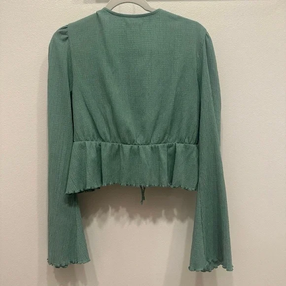 Urban Outfitters Green Tie-Front Blouse - Picture 3 of 6